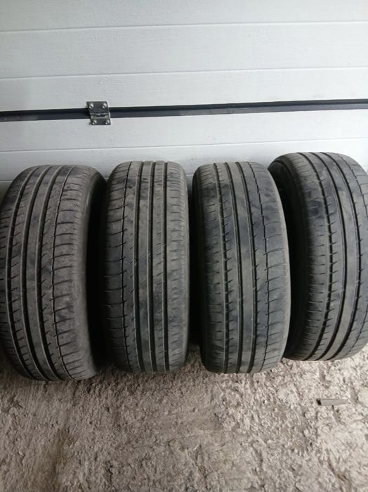 Продаются летнии шины