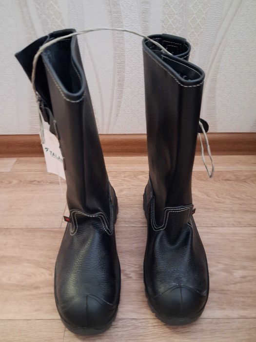 Продам кирзовые сапоги