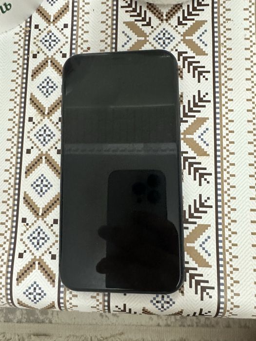 Айфон 11 идеал.