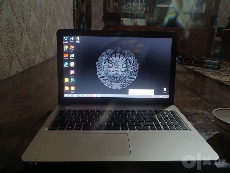 Kompyuter ASUS ishlatilgan holati zoʻr