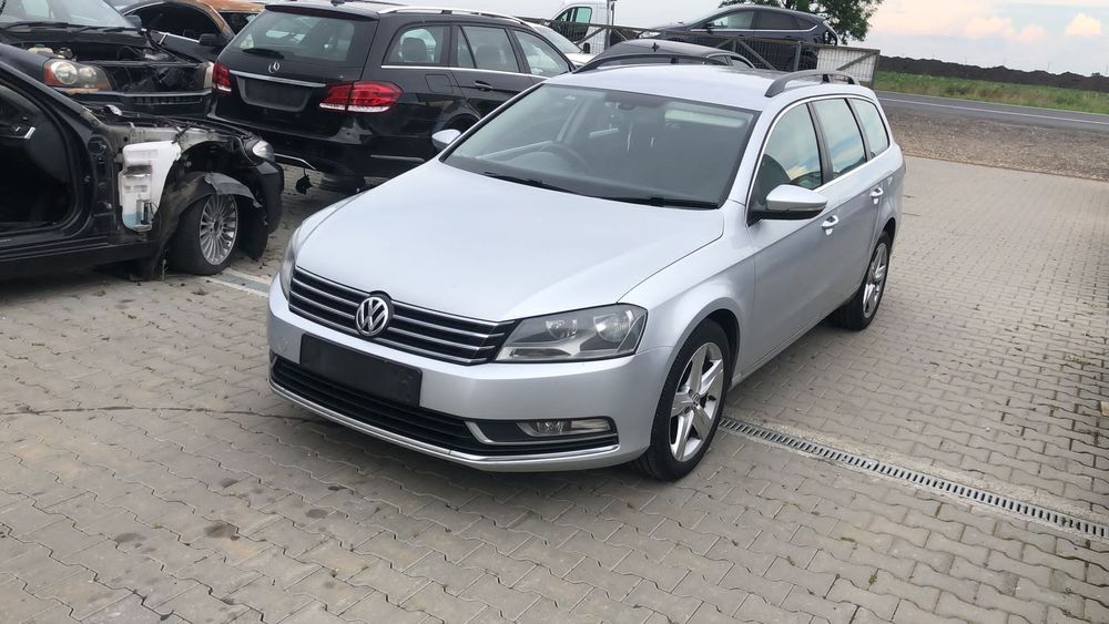 Dezmembram Volkswagen Passat B7  2.0 D an fabr 2011
