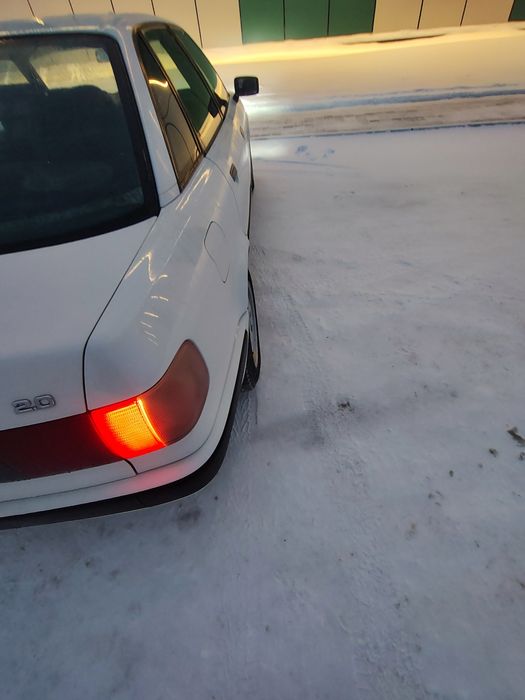 Продам Ауди б4 моно