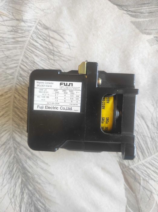 Магнитен контактор 20А