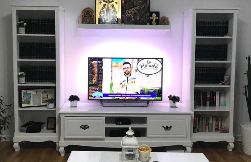 Set mobilier living – bibliotecă CASIAN + vitrină OLIVIER (Mobexpert)