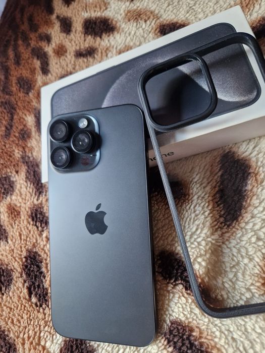 Vand/schimb iPhone 15 Pro Max 256Gb…full box