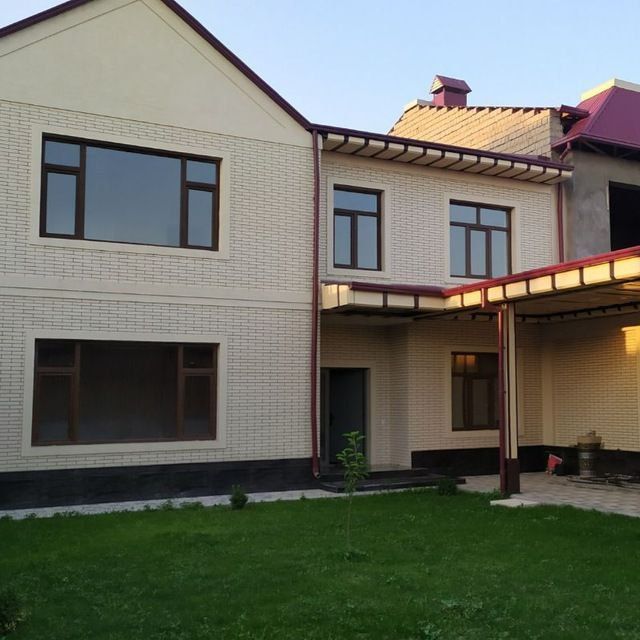 Uy sotiladi Koʻksaroy Toshmi postdan 2.5 km