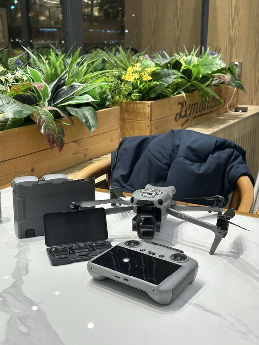 Дрон сатылады Air 3s combo