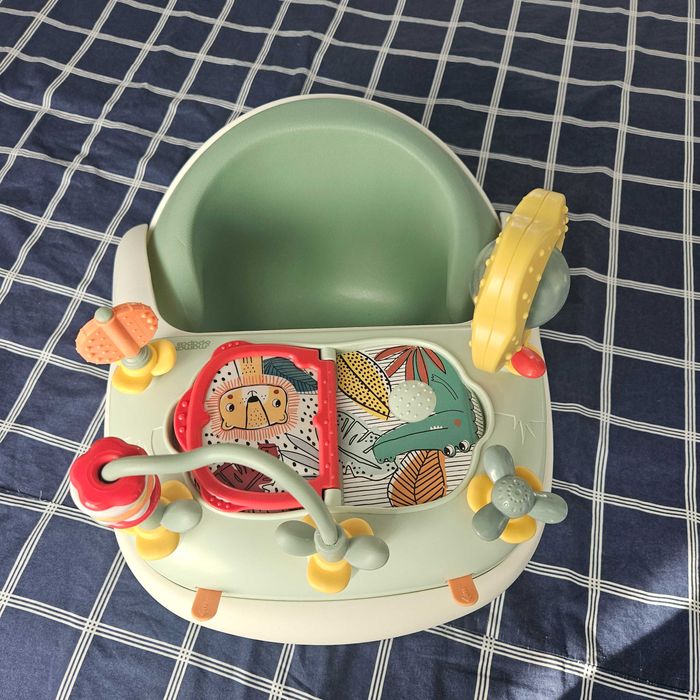 Столче за хранене с активна табла Mamas & Papas - Baby Snug, Clay