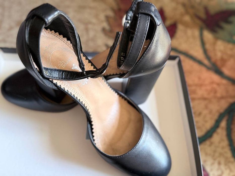 Кизлар айоллар учун обувь