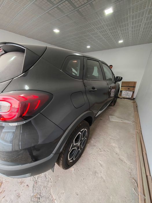 Renault CAPTUR - пробег 2000км 16,500 у.е.