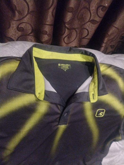 Tricou basket original AND  si cadou șosete tehnice Acorn