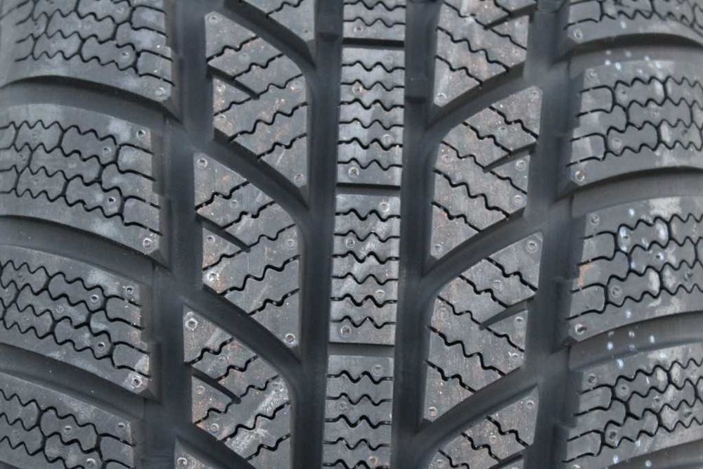 Anvelope iarna noi 205/60R15, 91H, RoadX