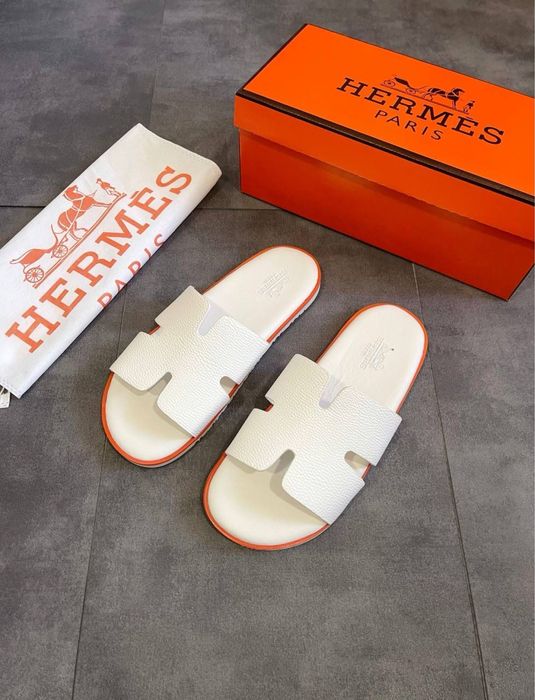 Мъжки чехли -много стилни