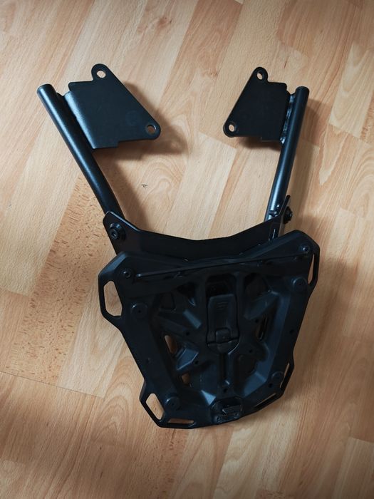 Vand Top Case Street Rack SWMotech compatibil cu v100 mandello