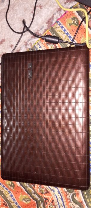 Продаю нетбук Асус