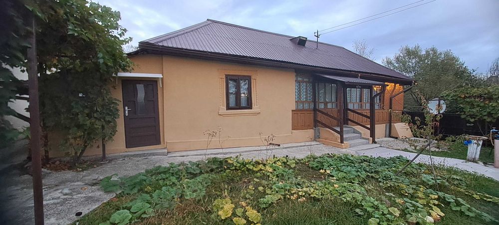Casă de vânzare-Colonesti-sau schimb cu garsonieră in Slatina