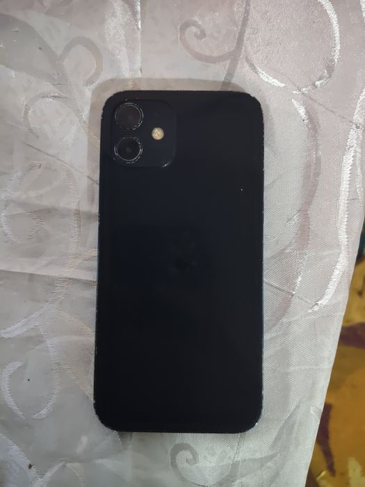 Vând schimb iPhone 12