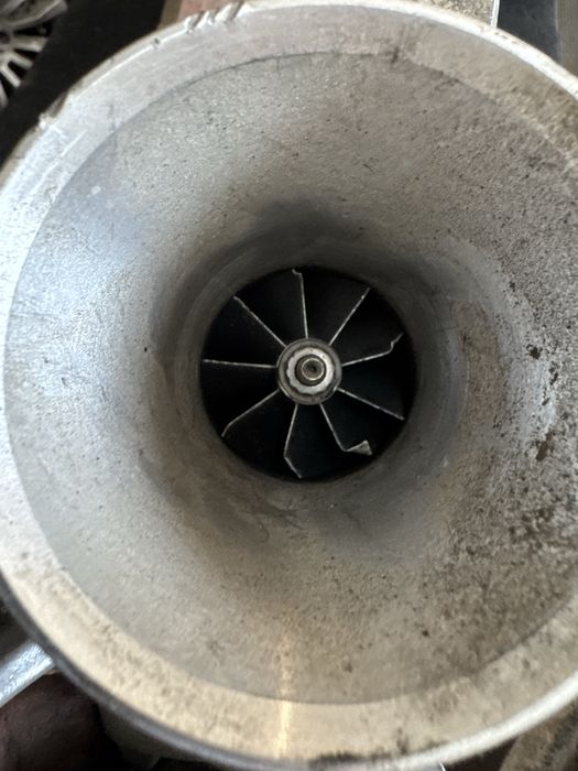 Турбо GTB2256 за бмв ф10 ф11 ф15 ф16 ф25 ф26 ф30 ф31 3.0d 258кс