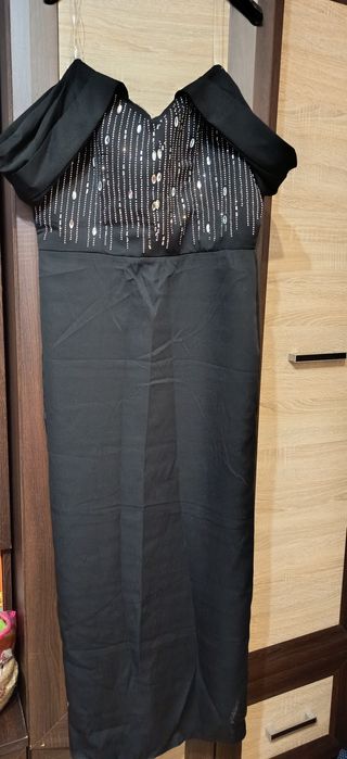 Rochie neagra  eleganta