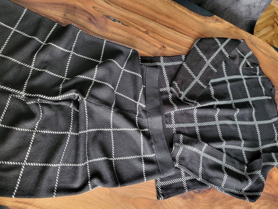 Дамски комплект фино плетиво.