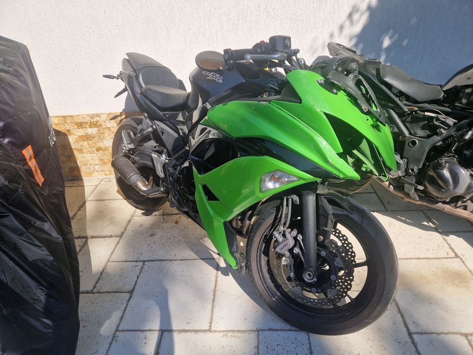 Kawasaki ninja 650 Avariat !