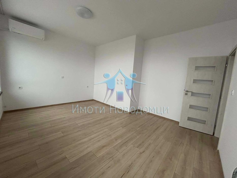 Продава се Тристаен апартамент в Шумен, Пазара - 80 кв.м за 1129 €/кв.м - Снимка #1