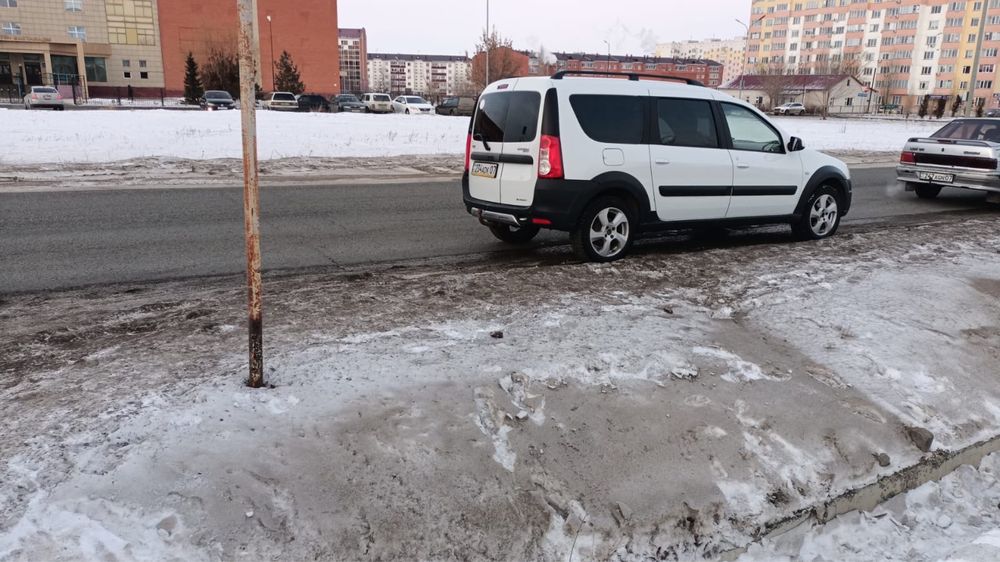 Продам Lada Lalrgus CROSS, 2017 ГОД