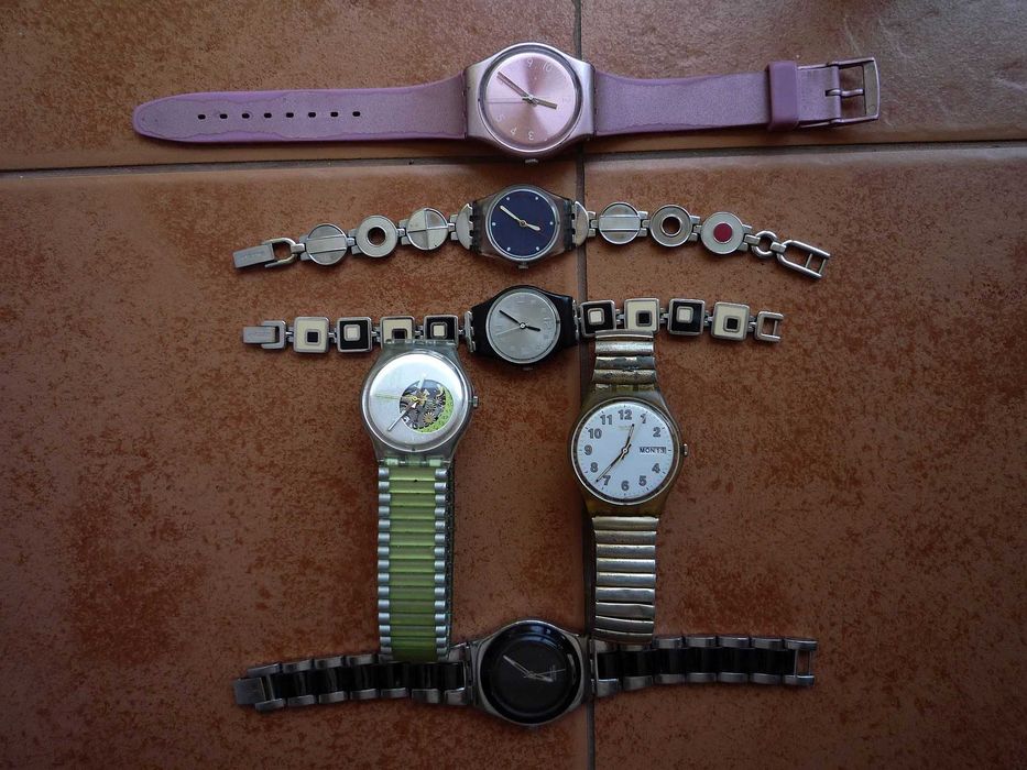 6 ceasuri digitale Swatch