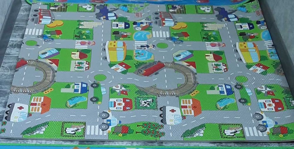 Коврик 90 000сум 4 шт в комплекте,60х60см 1 квадрат, общ р 1м20 см