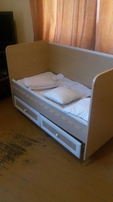 3 в 1 детско легло с матрак, за 3нива, люлеещ се механизъм, кошара