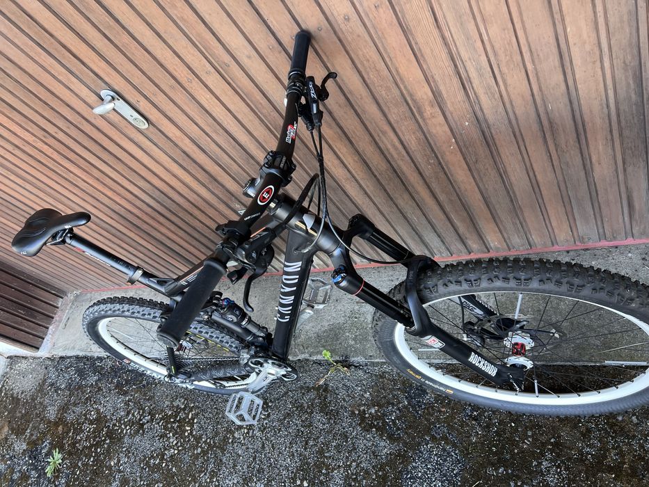 Canyon carbon nerve 140 roti 26 Full Suspension