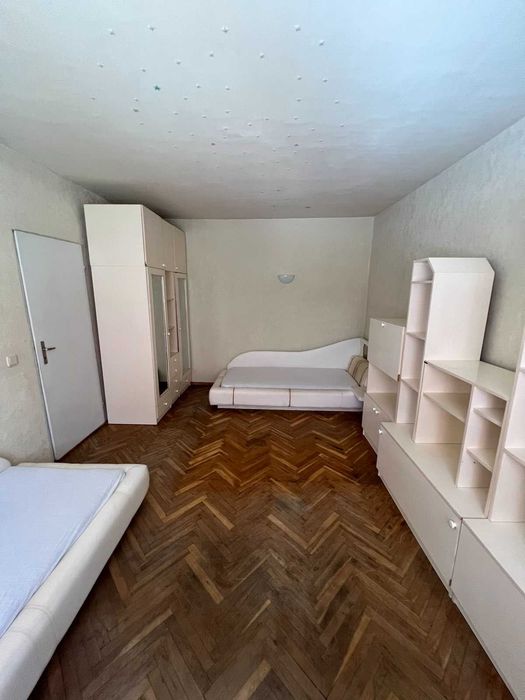 Под наем двустаен в Дъбника