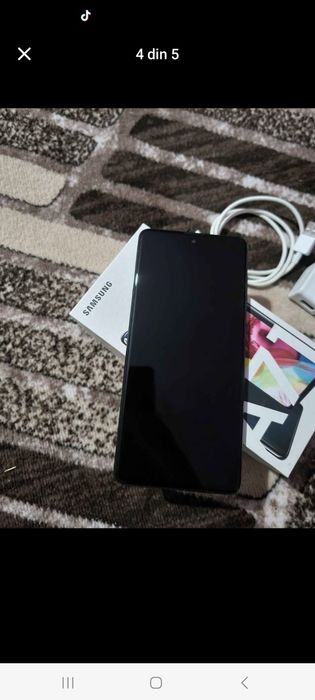 Vând Samsung A71 128GB