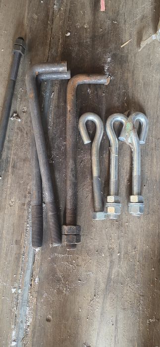 Анкерные шпильки болты