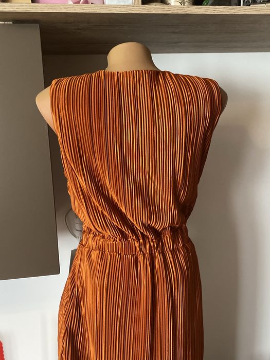 Rochie de ocazie Noua!