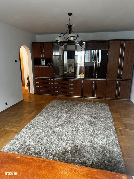 Apartament 3 camere Nerva Traian
