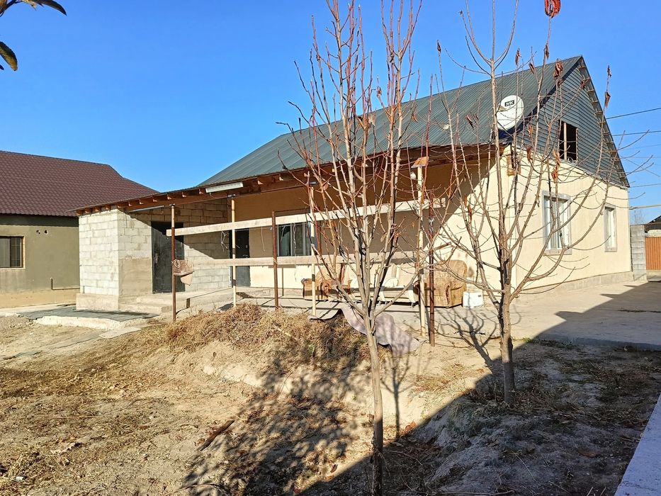 4 бөлмелі үй сатылады