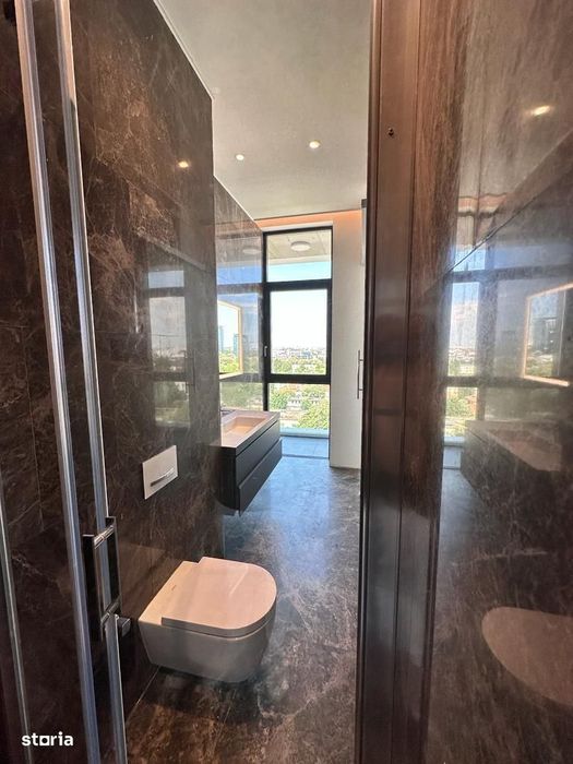 Penthouse 4 camere 102 The Address