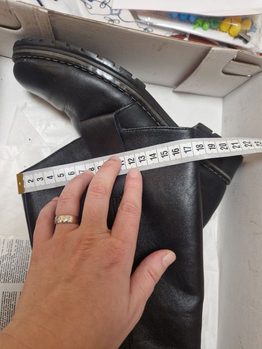 Cizme îmblănite din piele, mărimea 36