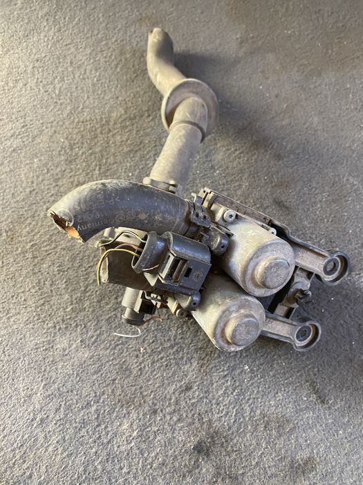 Robinet Caldura Audi A6 C6 Pret 300 lei