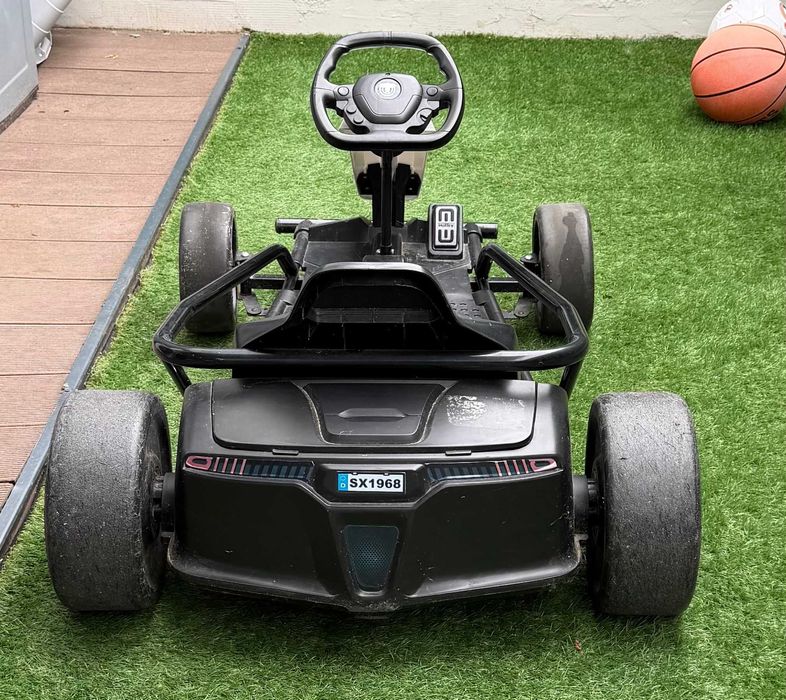 Go-kart electric pentru copii