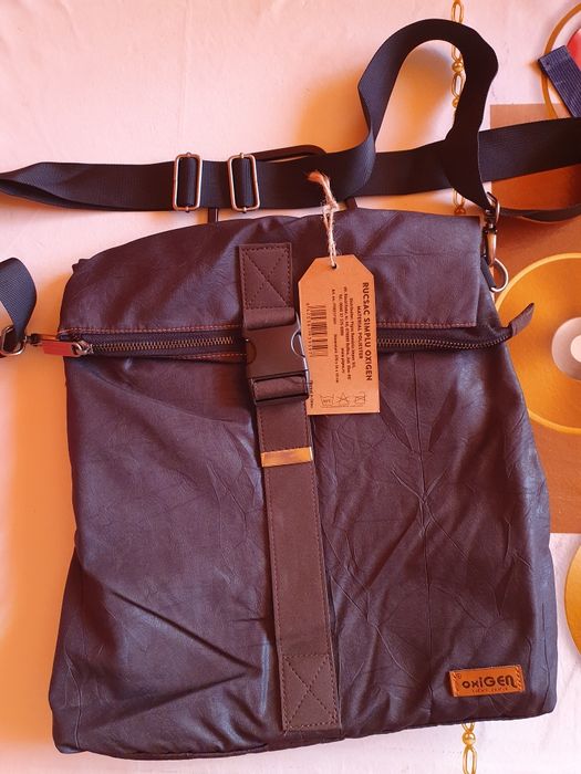 Ghiozdan Levis original