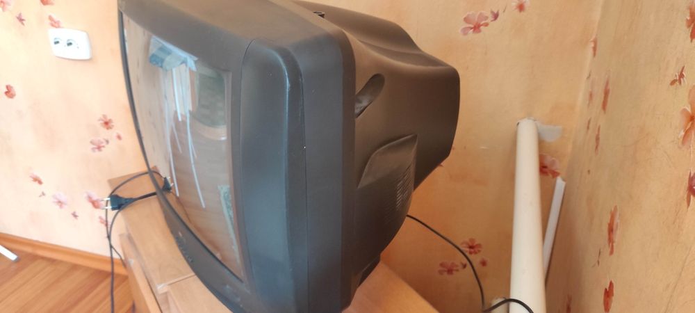 Телевизор LG CT-21DVE