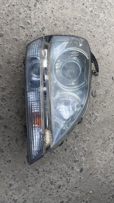 Фара от лексуса рх300
