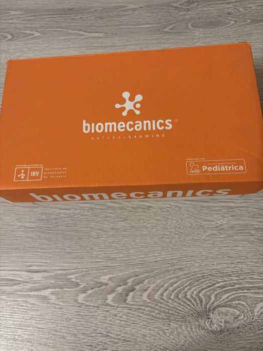 Босоножки для девочки 3-4 лет