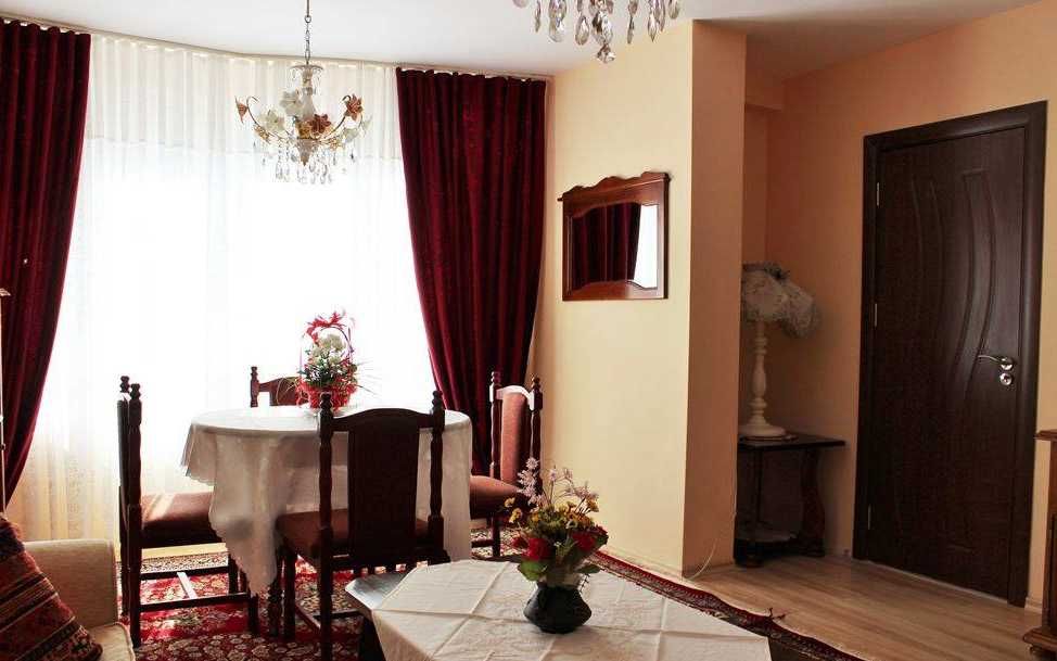 Дава се под наем Двустаен апартамент в Бургас, Възраждане - 80 кв.м за 200 € - Снимка #8