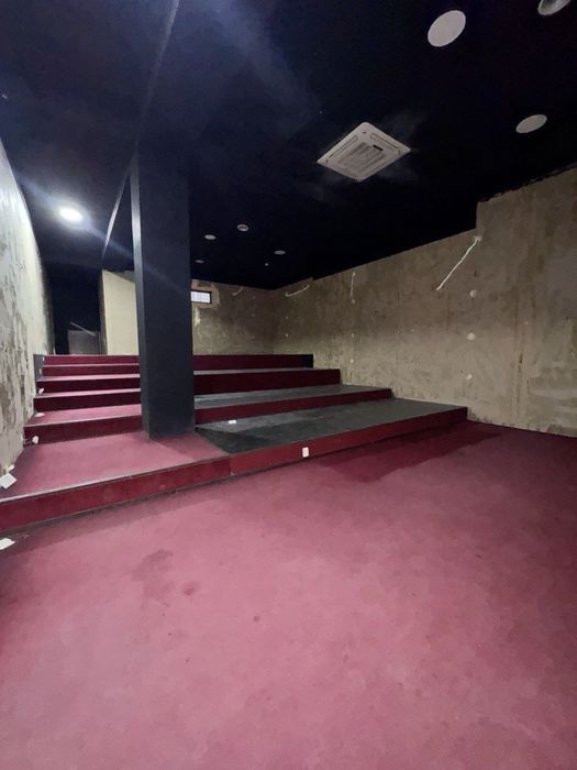 Сдаётся Помещение в ТЦ 1400м2 Орн-Максимка метро БИЙ (N8)