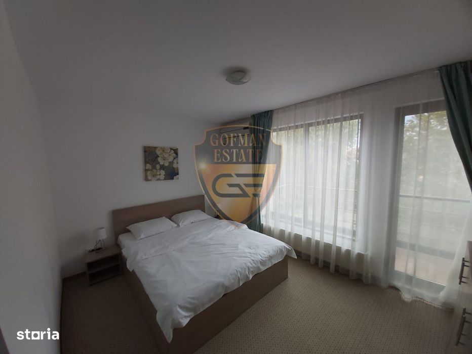 Duplex: P+1+Mansarda: 100mp utili + 100mp curte/parcare , Mamaia Nord,