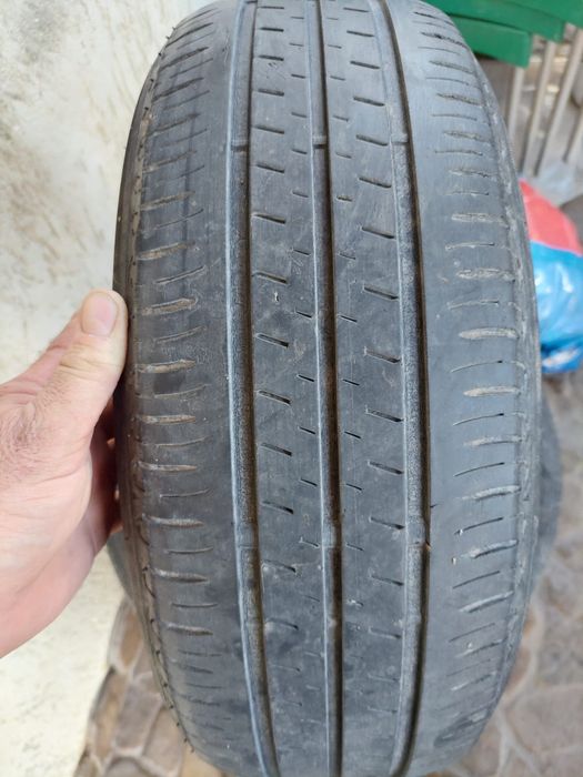 Vând anvelope 185/55R16