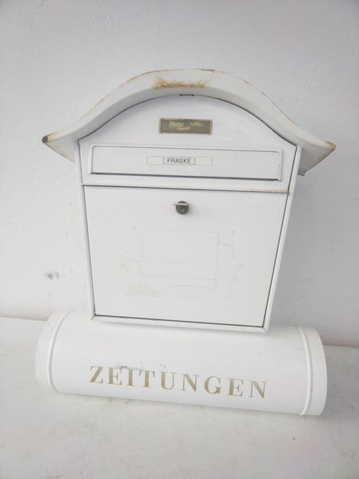 Немска пощенска кутия.
Красив и ефектен дизайн. 
Комплект с ключ. Цвят